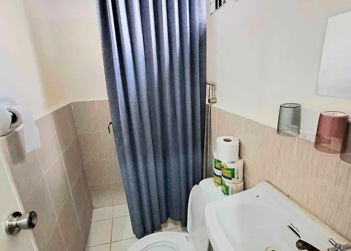 Homey Inn-olango Island Staycation ,block 1 Lot 15 *